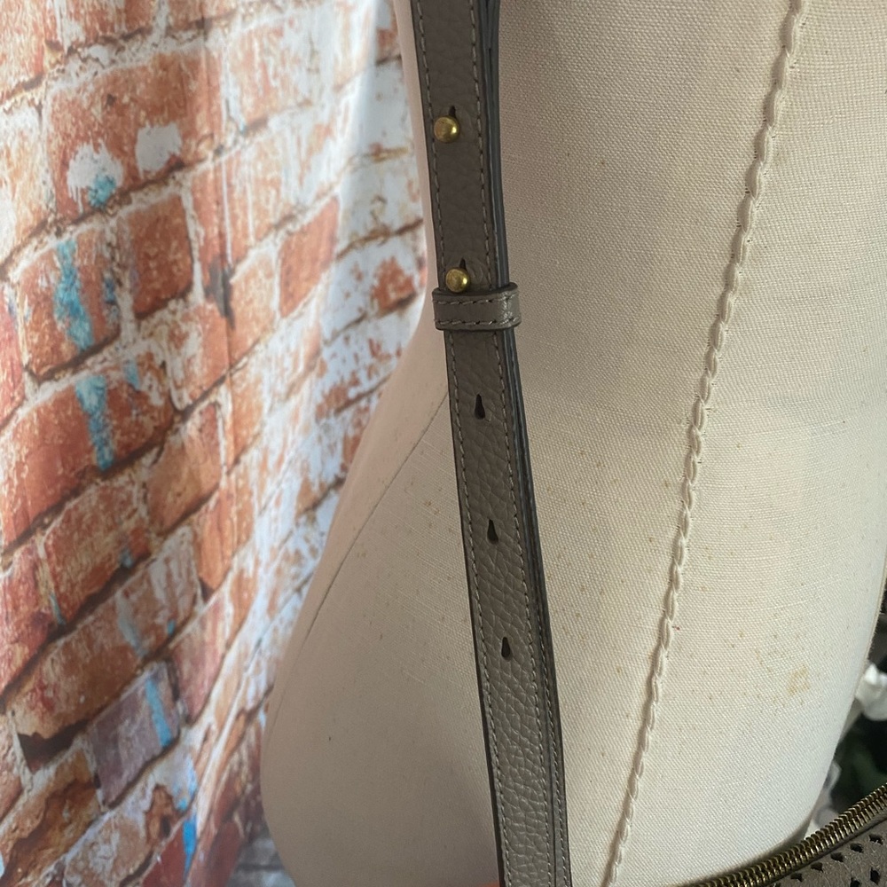 Vince Camuto Gabby leather suede crossbody bag - Picture 10 of 11